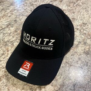 Moritz Trailers & Truck Bodies Richardson 110 Hat mens L-XL fitted black FlexFit